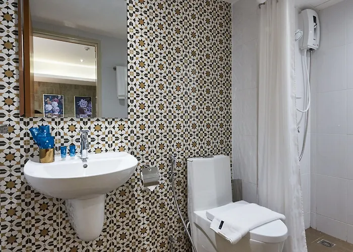 Almas Hotel 4*
