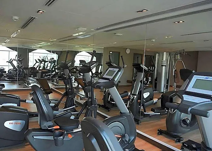 Almas Hotel 4*