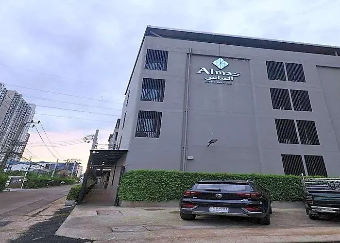 Almas Hotel